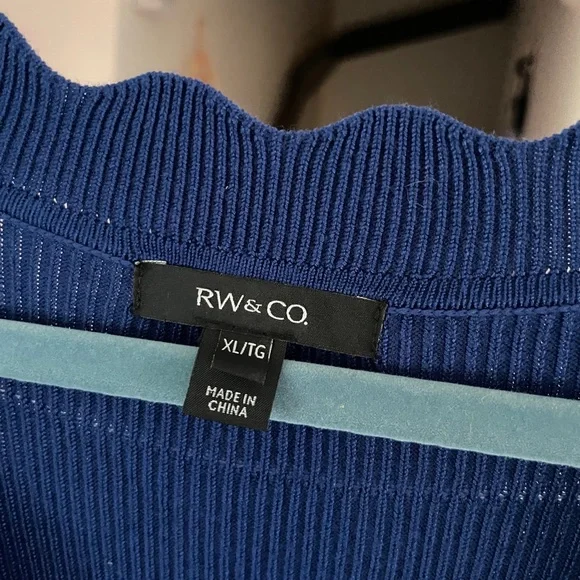 RW&CO. Blue Scalloped Button Midi Dress - Picture 3 of 4